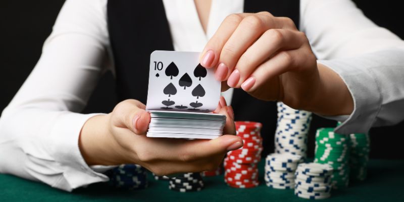 Giới thiệu vài thông tin căn bản về game bài Phỏm